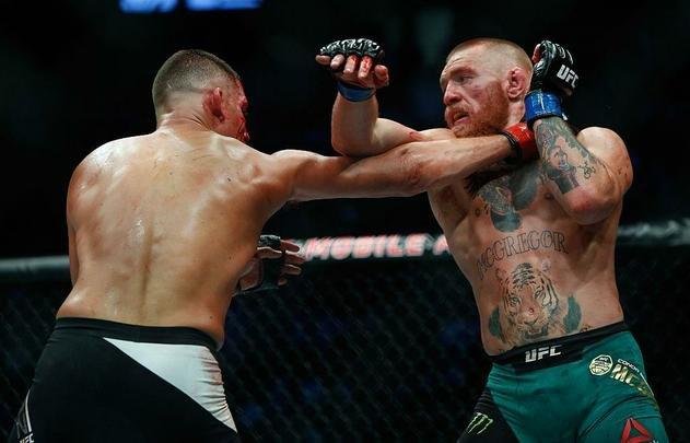 Veja imagens da fantástica luta entre Conor McGregor e Nate Diaz