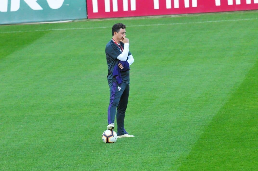 Com uma atividade na Cidade do Galo, River encerrou a preparao para o duelo com o Cruzeiro