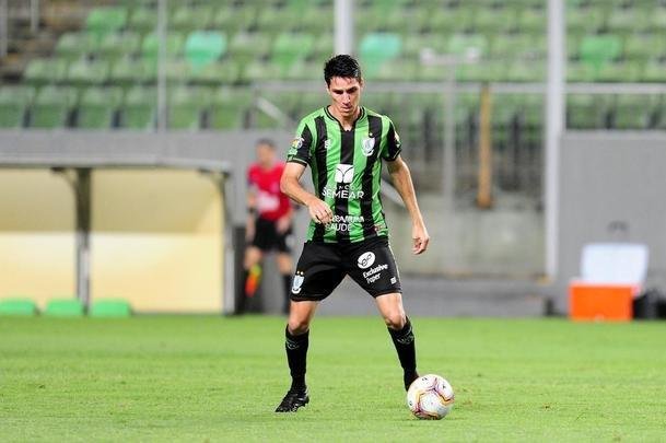 Fotos da estreia do Amrica no Mineiro: empate por 2 a 2 com a Caldense