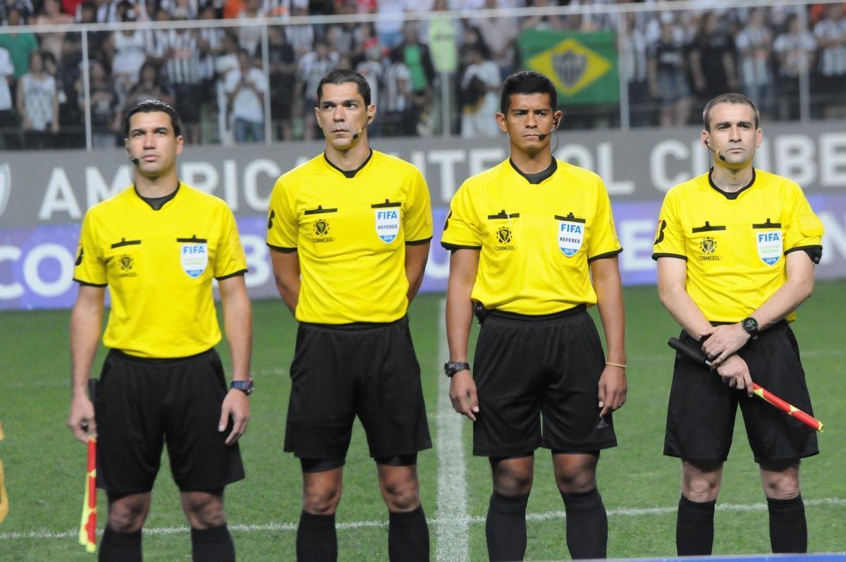 Fotos do jogo entre Atltico e La Equidad, no Independncia, pelas quartas de final da Sul-Americana