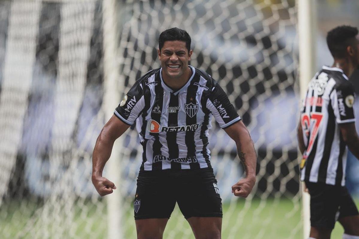 Hulk marcou o primeiro gol no Brasileiro na derrota para o Fortaleza, no Mineiro 