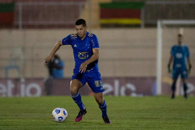 Fotos do jogo entre Juazeirense e Cruzeiro, no Estádio Adauto Moraes, em Juazeiro-BA, pela terceira fase da Copa do Brasil
