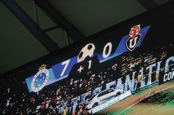 Cruzeiro vence La U por 7 a 0, assume segundo lugar do grupo na Libertadores e segue vivo na disputa