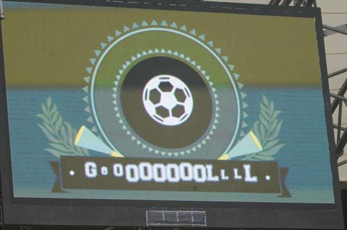 Fotos exclusivas do clssico entre Atltico e Cruzeiro na reabertura do novo Mineiro