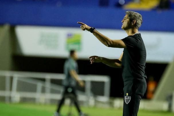 Fotos do duelo entre Goiás e Atlético, no Serra Dourada, em Goiânia, pela 12ª rodada do Brasileiro
