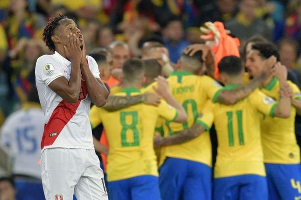 Gabriel Jesus recolocou o Brasil em vantagem na final da Copa América: 2 a 1