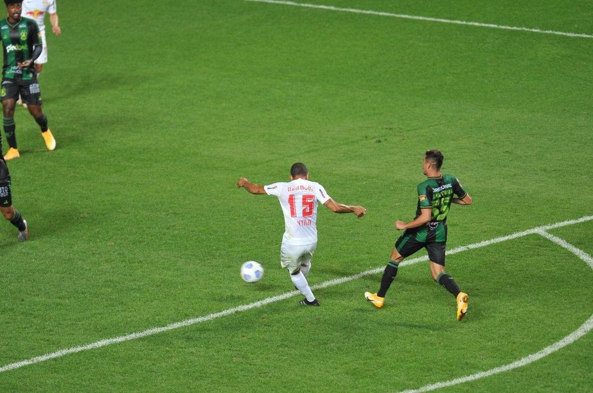 Ytalo abriu o placar para o Bragantino no Independncia diante do Amrica pela 17 rodada do Brasileiro de 2021