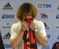 David Luiz se emociona em apresentao no Flamengo: 'O projeto  slido'
