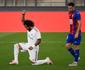 Real Madrid vence e mantm perseguio ao Barcelona pela liderana do Espanhol