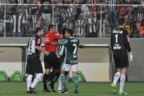 Imagens da partida entre Atltico e Palmeiras, no Independncia, pela 35 rodada do Brasileiro