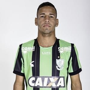 Valdir - 19 anos - 4 jogos (2 como titular e 2 como reserva)