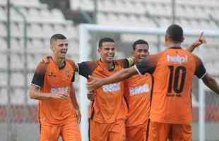 Coimbra venceu o Uberlndia por 1 a 0 e conquistou o trofu do Mdulo II do Campeonato Mineiro