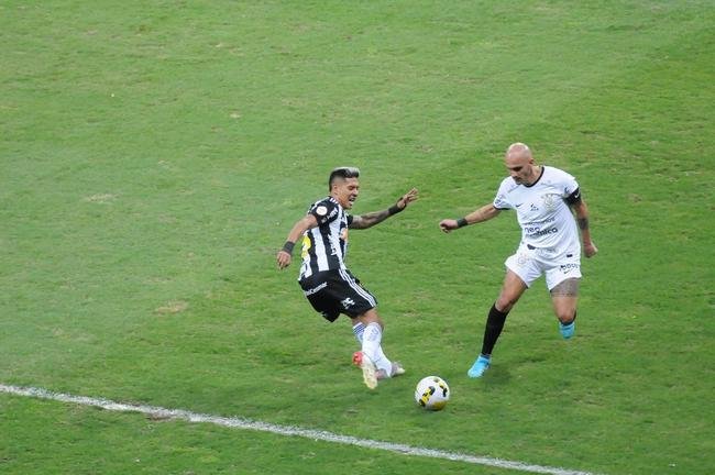 Atltico e Corinthians se enfrentaram no Mineiro, neste domingo (24), em jogo vlido pela 19 rodada da Srie A do Campeonato Brasileiro.