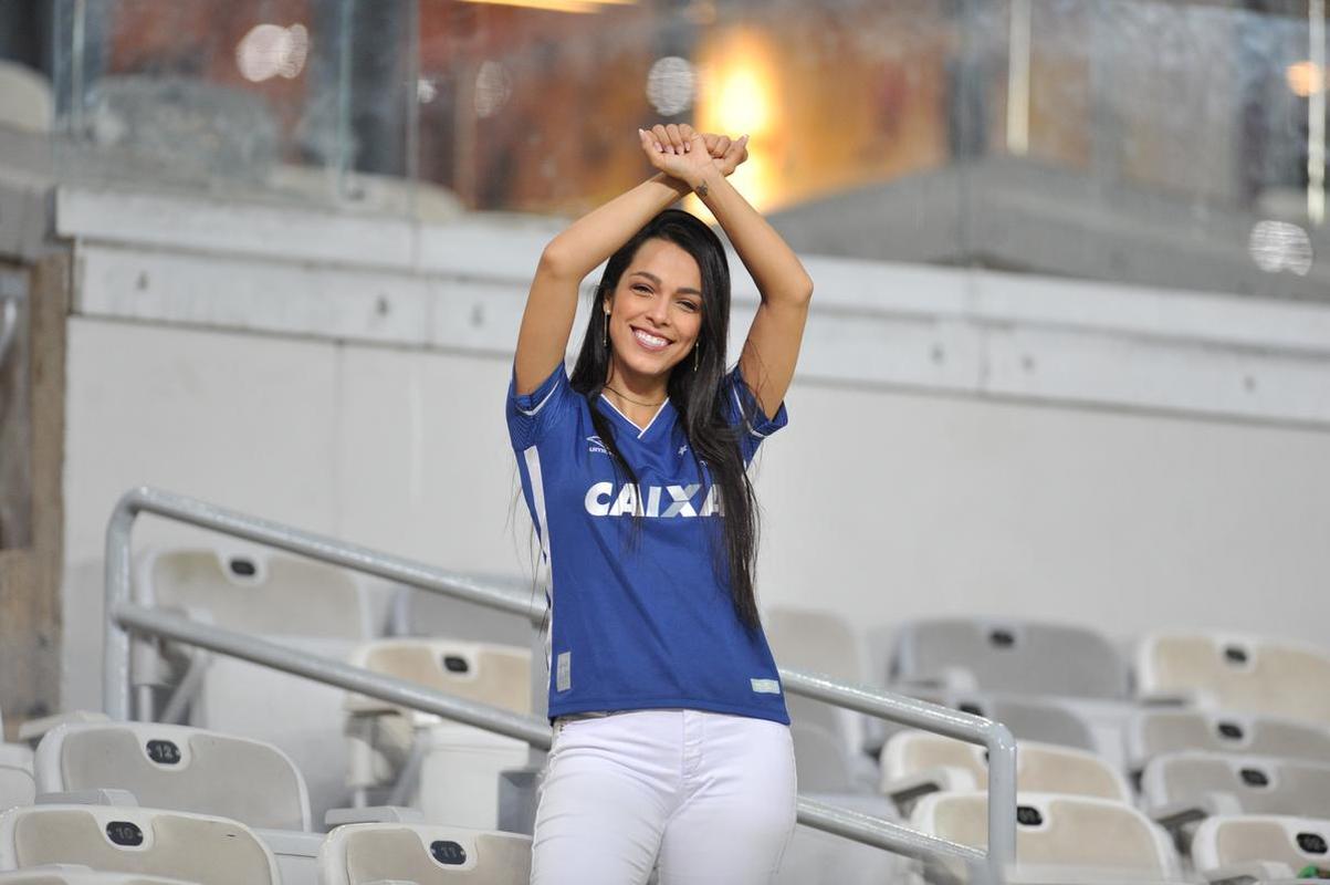 Torcida do Cruzeiro lotou Mineiro na partida contra o Nutico nas despedidas de Rafael Sobis e Ariel Cabral