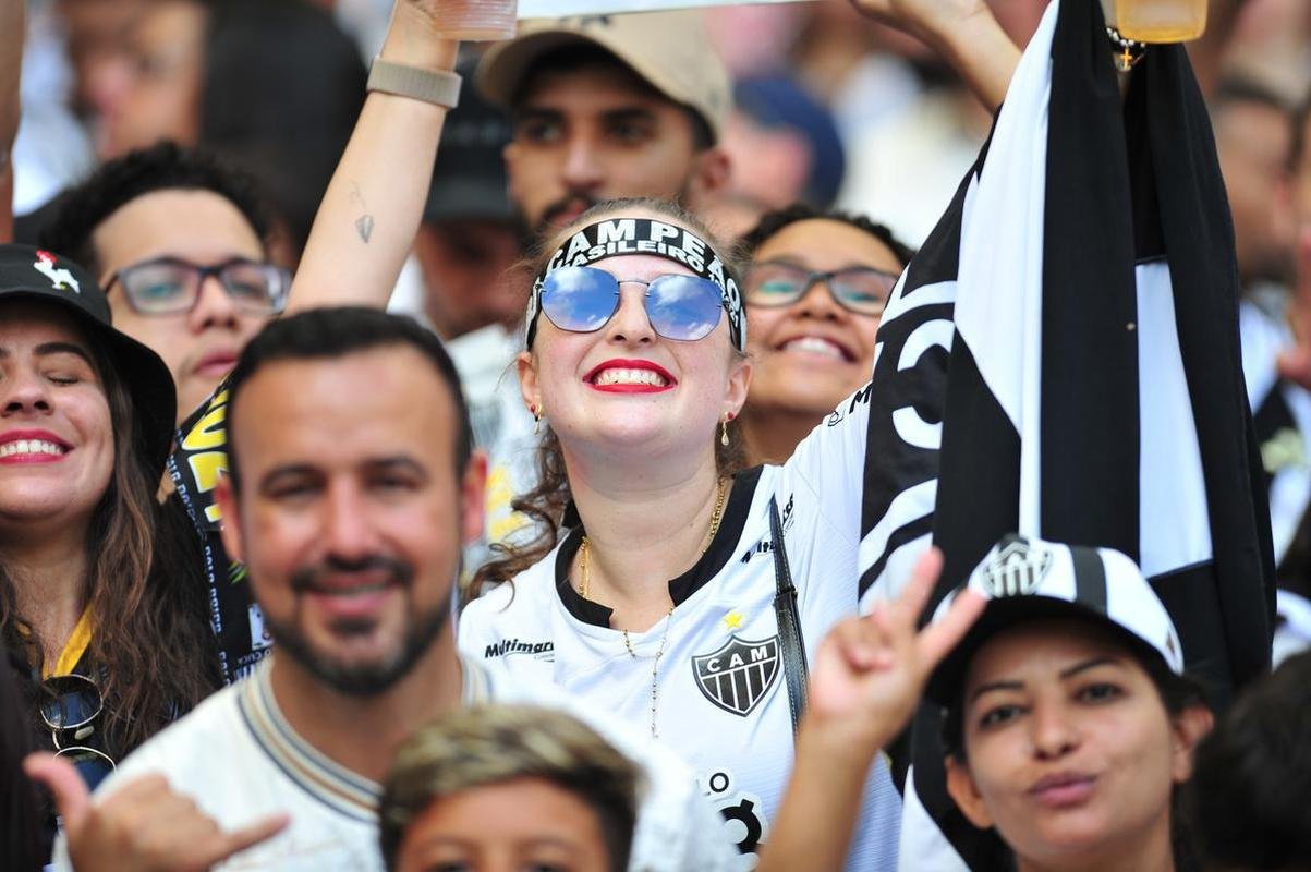 Festa da torcida do Atltico, no Mineiro, no jogo em que o time ergueu a taa de campeo brasileiro, diante do RB Bragantino