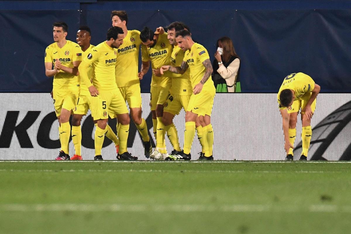 Fotos do duelo entre Villarreal e Arsenal pela semifinal da Liga Europa