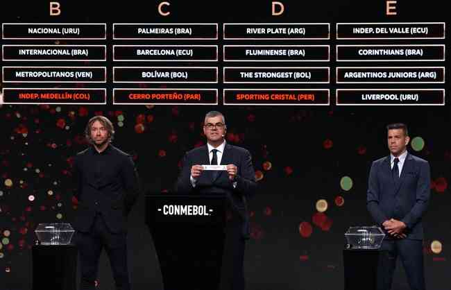 Fotos del sorteo de la Copa Libertadores y Copa Sudamericana en la sede de la Conmebol en Luque, Paraguay