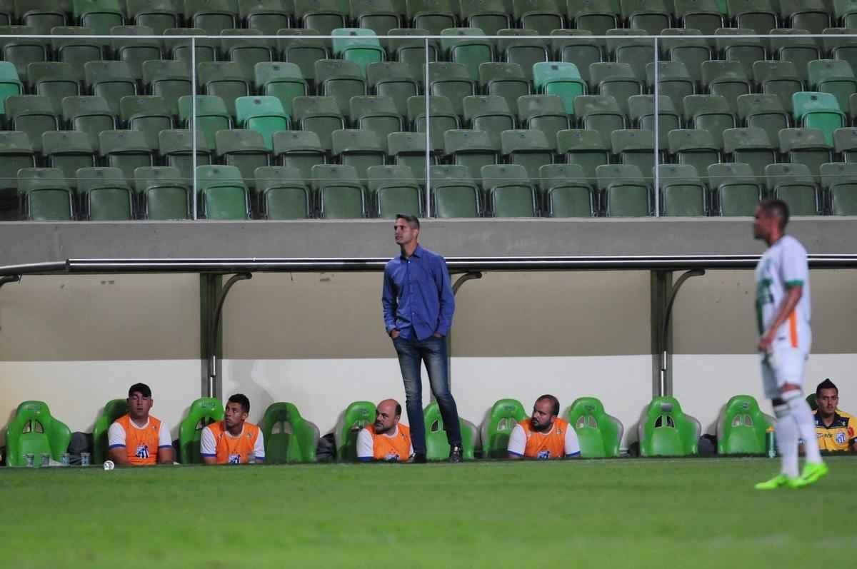 Imagens do jogo entre Amrica e URT, pelo Campeonato Mineiro, no Independncia