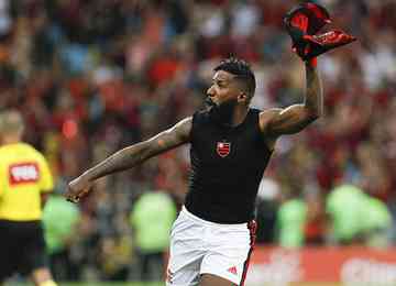 Ex-jogador do Flamengo relembrou histórias do tempo em que atuava pelo rubro-negro em entrevista a podcast 