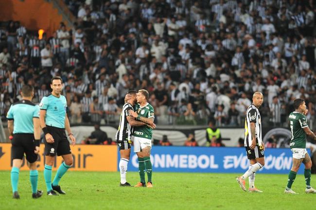 Fotos do jogo de ida das quartas de final da Copa Libertadores, entre Atltico e Palmeiras, no Mineiro