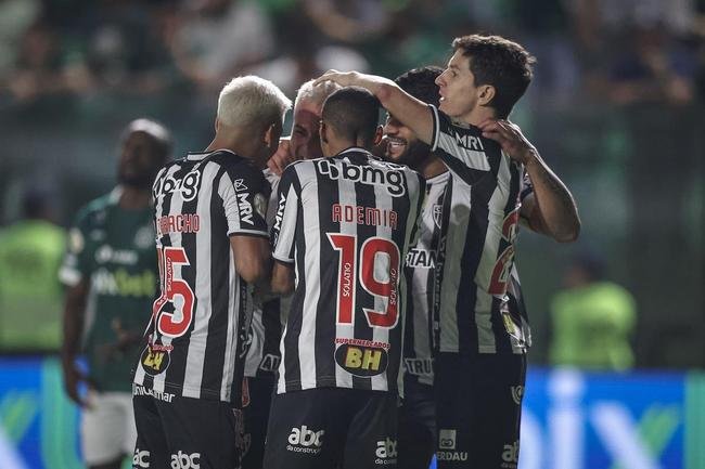 Fotos do jogo entre Gois e Atltico no Estdio da Serrinha, em Goinia, pela quarta rodada do Campeonato Brasileiro
