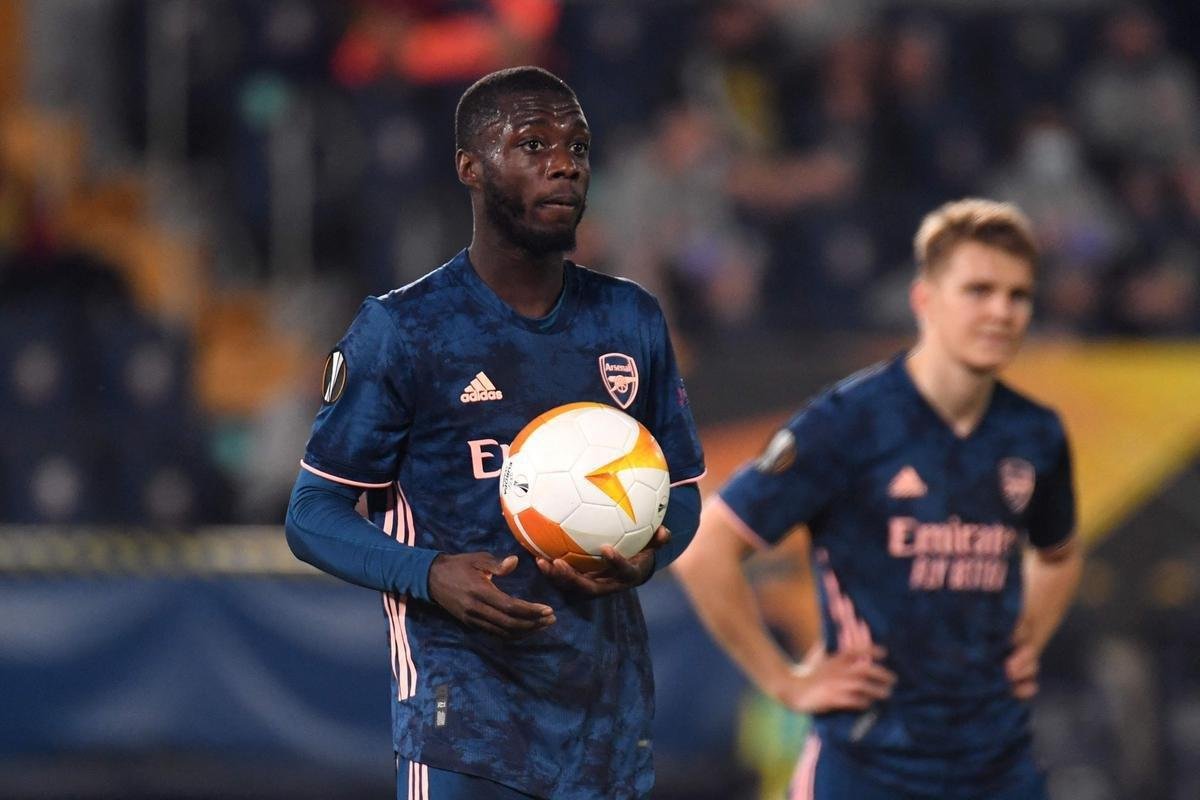 Fotos do duelo entre Villarreal e Arsenal pela semifinal da Liga Europa