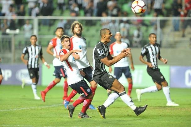 Partida foi disputada no Independncia, nessa noite de tera-feira