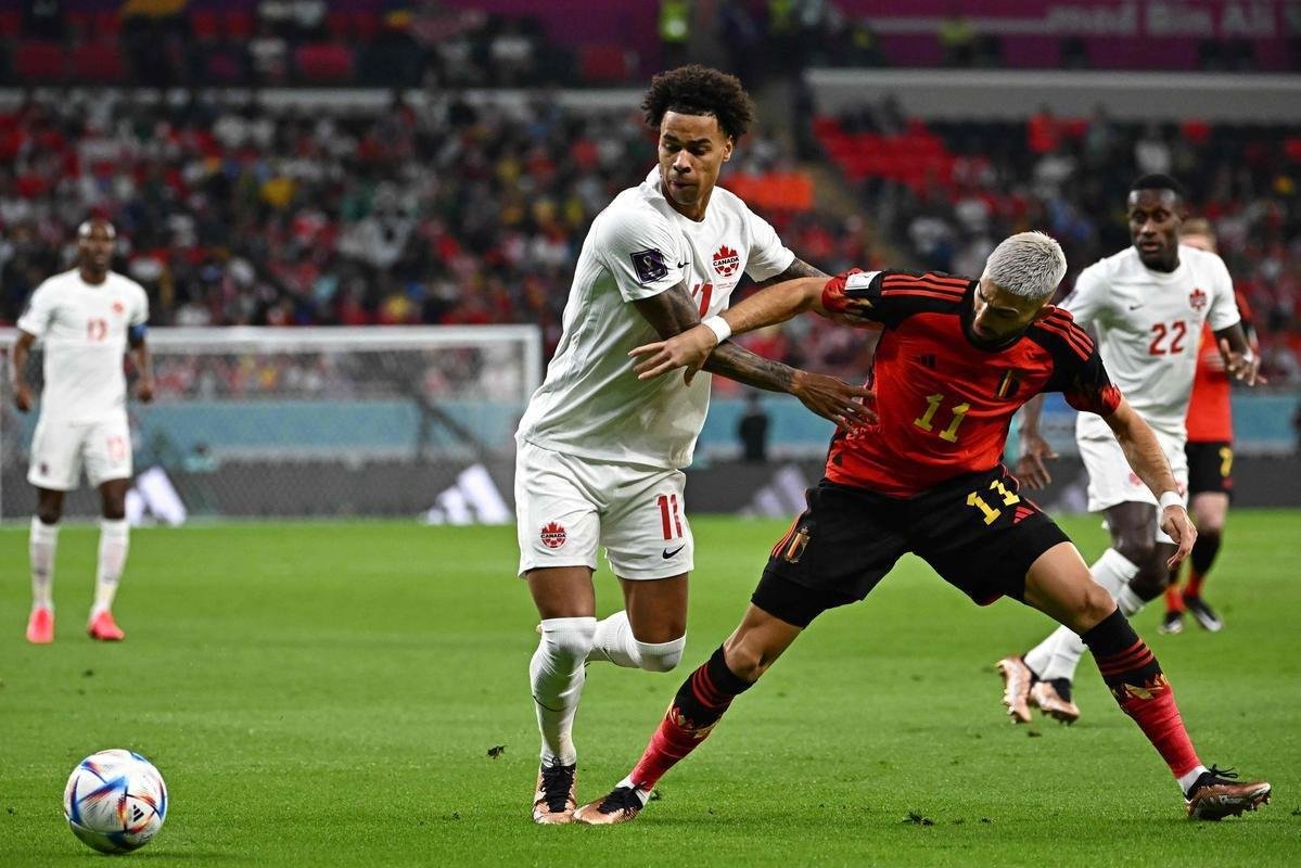Fotos do jogo entre Blgica e Canad pelo Grupo F da Copa do Mundo