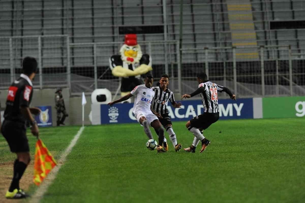 Atltico e Santos se enfrentaram, no Independncia, pela 13 rodada do Campeonato Brasileiro