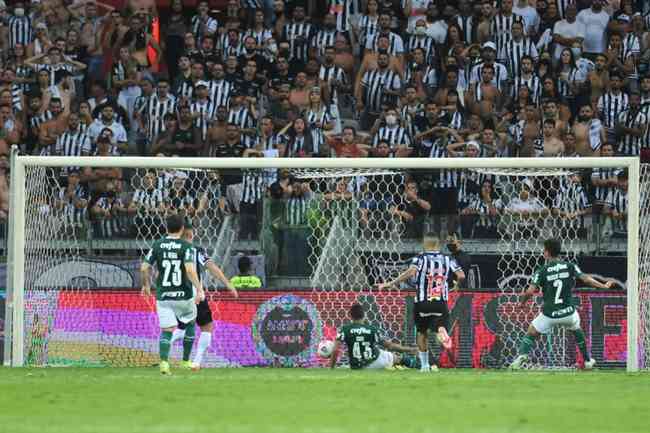Atltico empatou em 1 a 1 com o Palmeiras e deu adeus ao sonho do bicampeonato da Libertadores nesta tera-feira (28), no Mineiro
