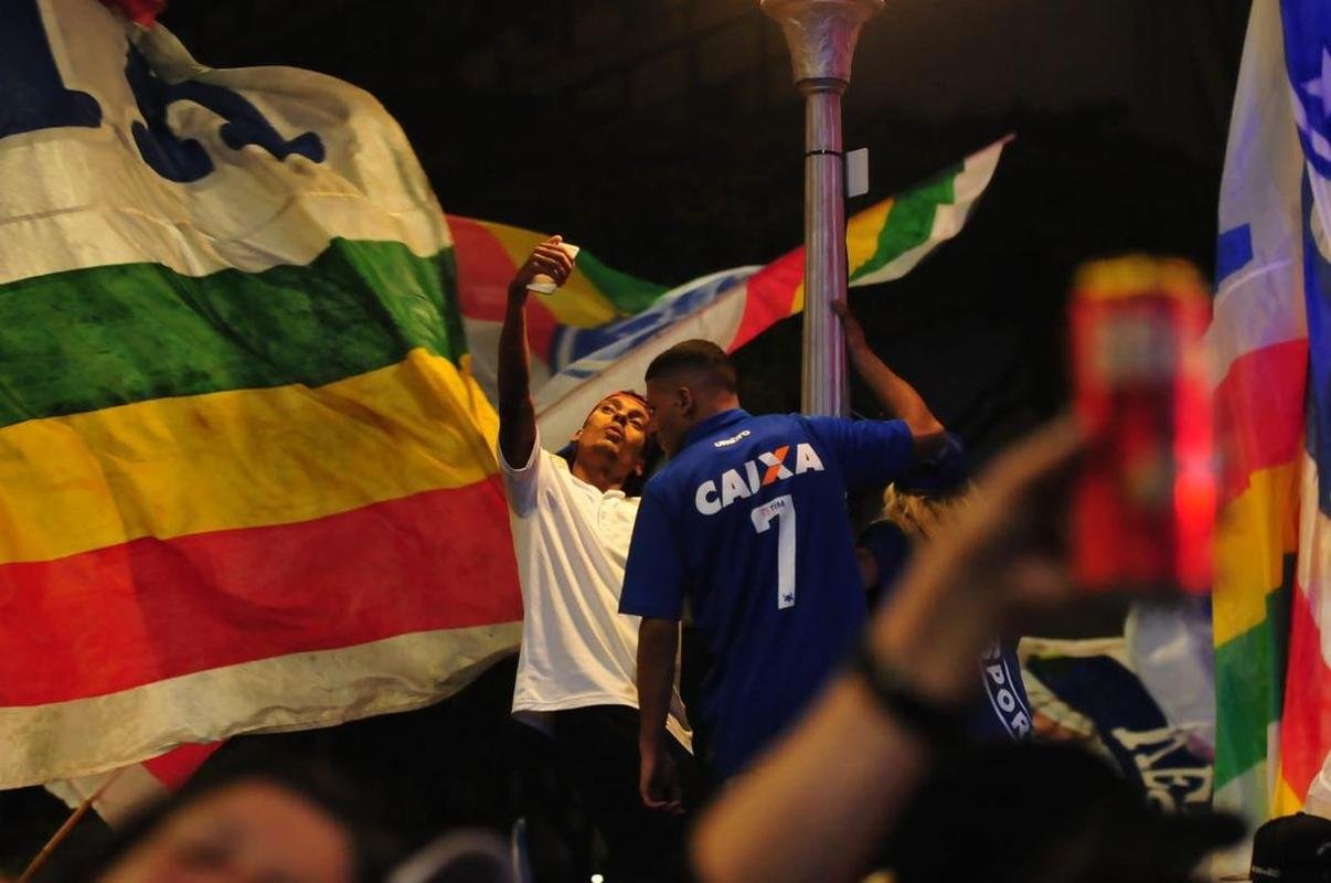 Festa do Cruzeiro na Praa 7 de Setembro, em Belo Horizonte, em comemorao ao acesso  Srie A do Campeonato Brasileiro de 2023