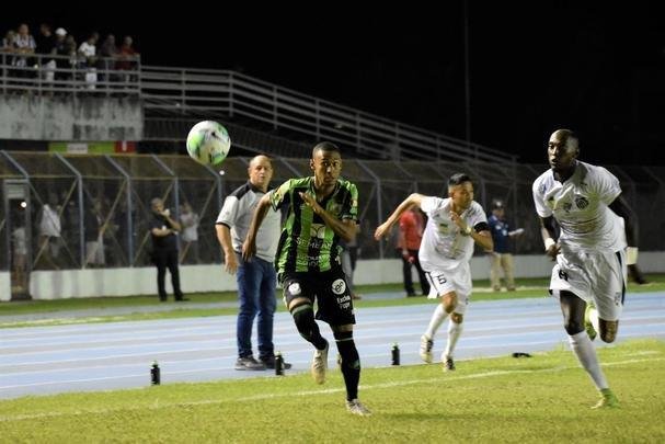 Empate por 1 a 1 com Santos do Amapá garantiu classificação do América à segunda fase da Copa do Brasil