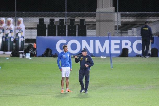 Seleo Equatoriana treinou pela primeira vez em BH, no Sesc Venda Nova