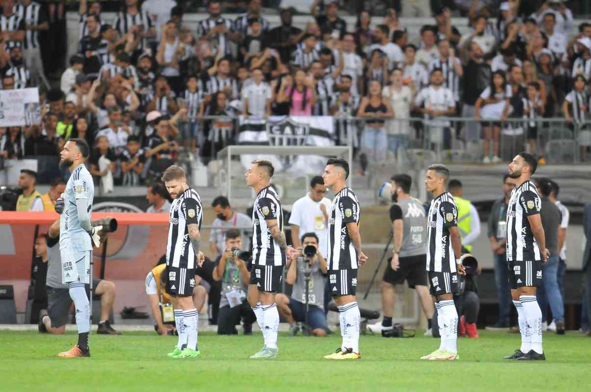 Fotos da partida entre Atltico e Athletico-PR, neste domingo (7), no Mineiro, pela 21 rodada do Campeonato Brasileiro