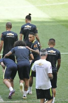 Nesta quarta-feira  tarde (09/11), Seleo Brasileira fez mais um treino no Mineiro e encerrou preparao para enfrentar a Argentina pelas Eliminatrias da Copa do Mundo