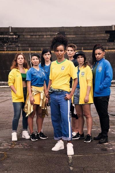 CBF apresentou linha completa de uniformes da Seleo Brasileira para Copa do Mundo da Rssia