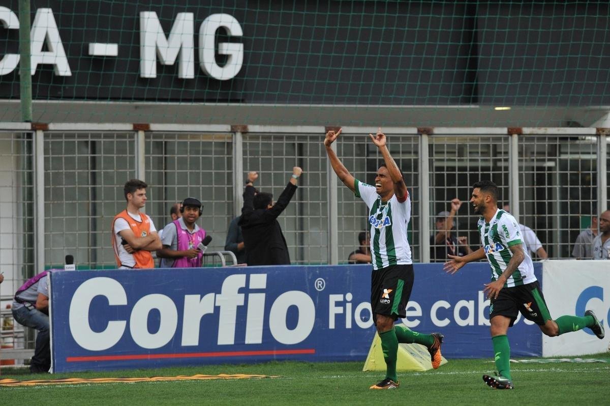 Zagueiro americano Rafael Lima marcou o gol do ttulo sobre o CRB e emocionou o Independncia