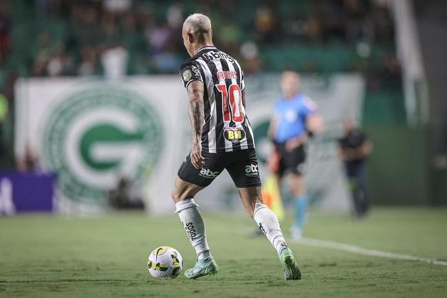 Fotos do jogo entre Gois e Atltico no Estdio da Serrinha, em Goinia, pela quarta rodada do Campeonato Brasileiro