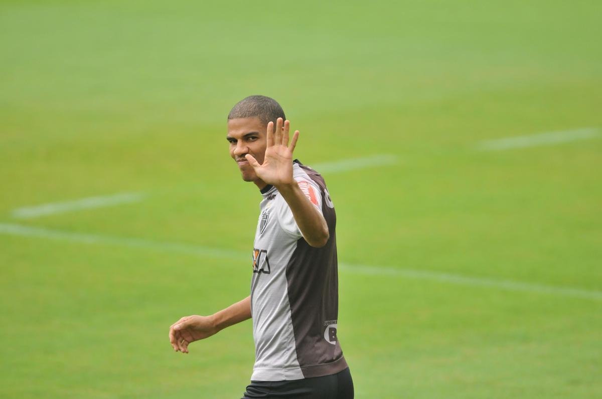 O elenco do Atltico treinou nesta quinta-feira de olho no jogo contra o Corinthians, neste domingo