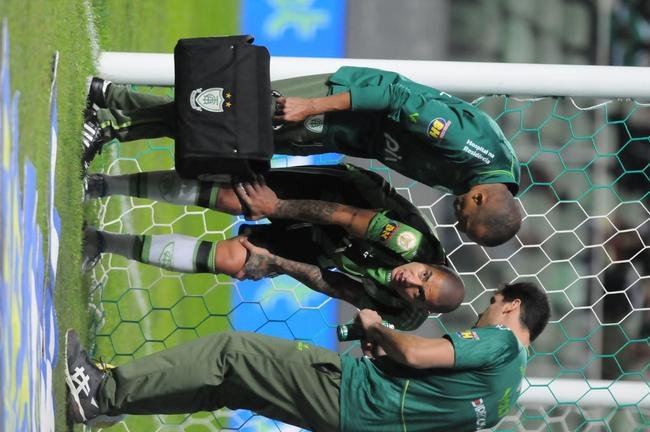 Amrica e Gois se enfrentaram no Independncia, pela 15 rodada da Srie A do Campeonato Brasileiro