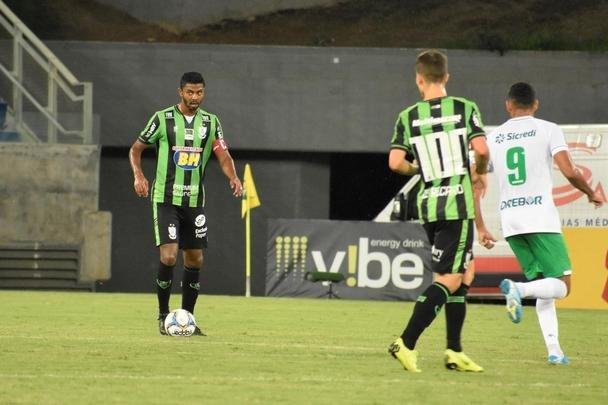América e Cuiabá se enfrentaram na Arena Pantanal, pela Série B