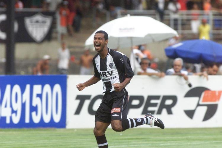 Rubens Cardoso - Jogou no Palmeiras em 2002. Foi para o Atlético em 2004 e ficou até 2005.