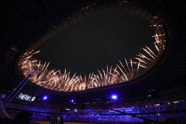 Imagens da cerimnia de abertura dos Jogos Olmpicos de 2020, no Estdio Olmpico de Tquio