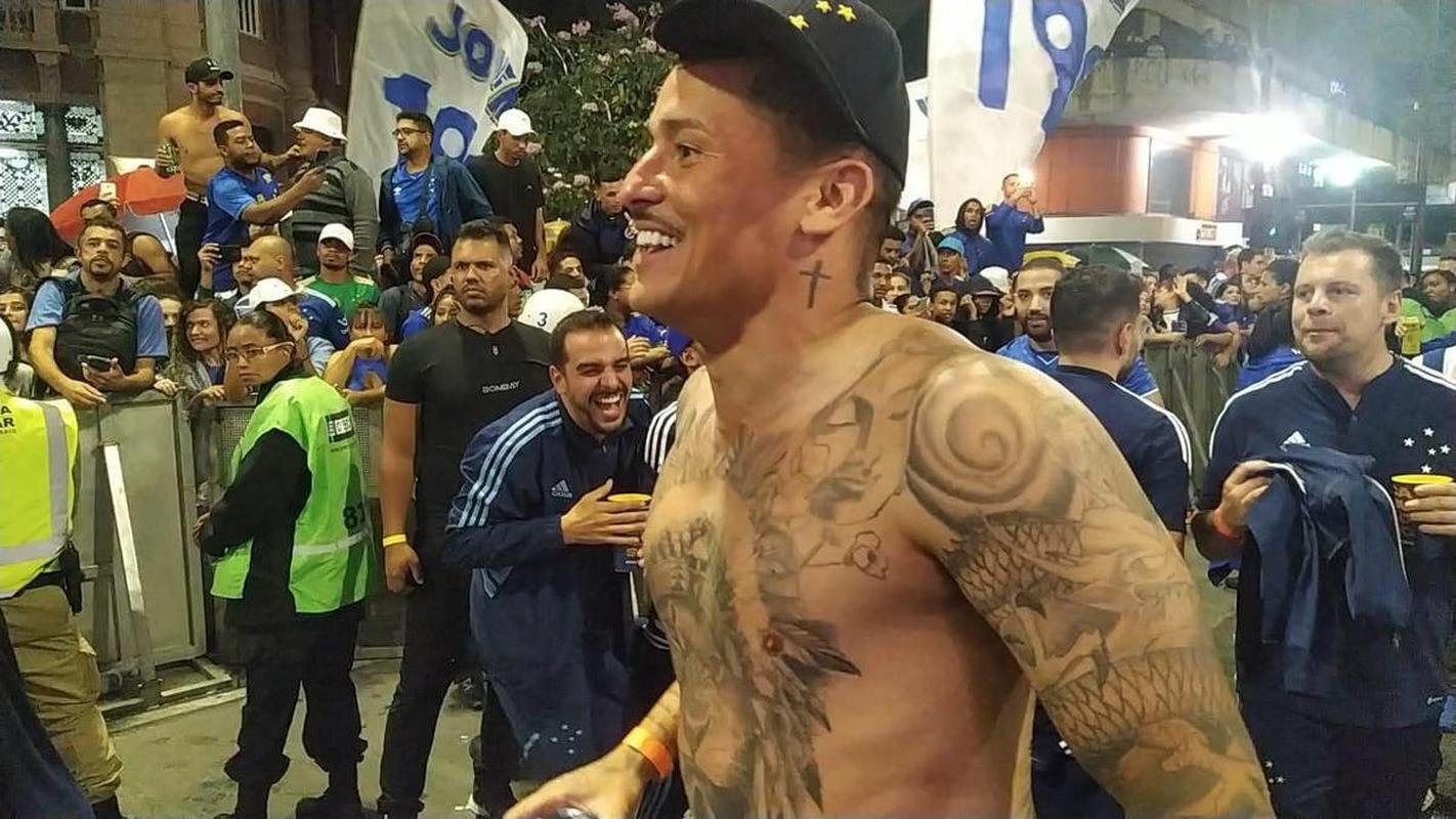 Festa do Cruzeiro na Praa 7 de Setembro, em Belo Horizonte, em comemorao ao acesso  Srie A do Campeonato Brasileiro de 2023