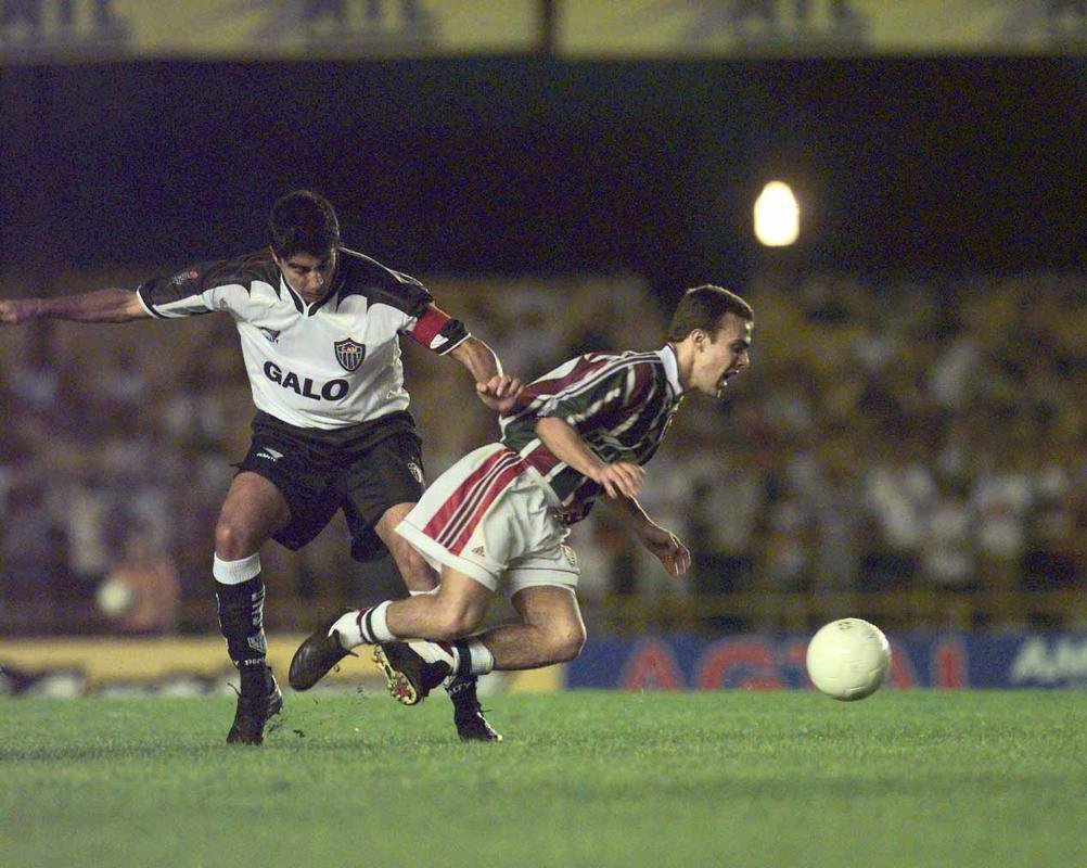 No jogo de ida, no Maracan, Atltico e Fluminense empataram por 3 a 3