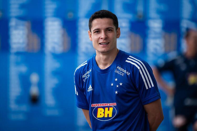 Matheus Barbosa, volante (Cruzeiro)