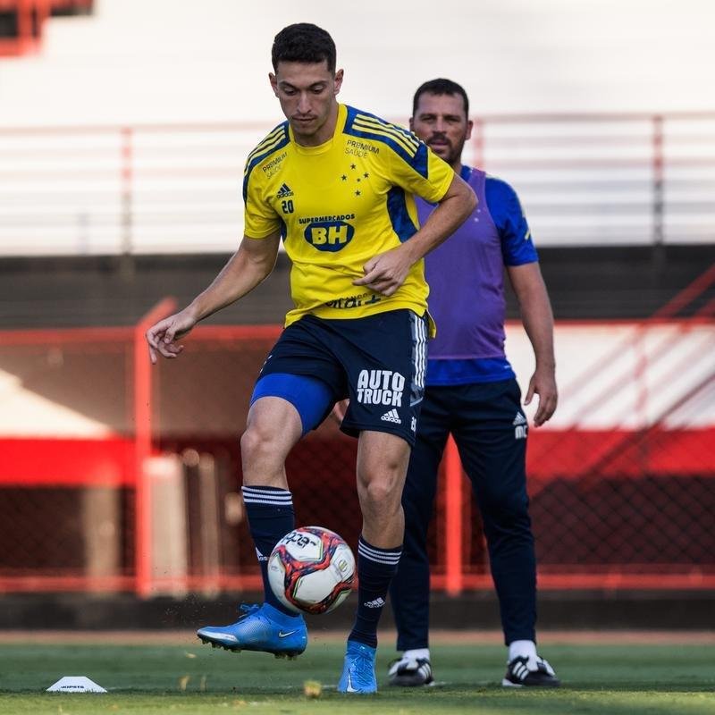 Com atividade no estdio Antnio Accioly, do Atltico-GO, o Cruzeiro encerrou a preparao para enfrentar o Gois, pela 22 rodada da Srie B. A partida est marcada para 21h30 desta tera-feira, na Serrinha, em Goinia.