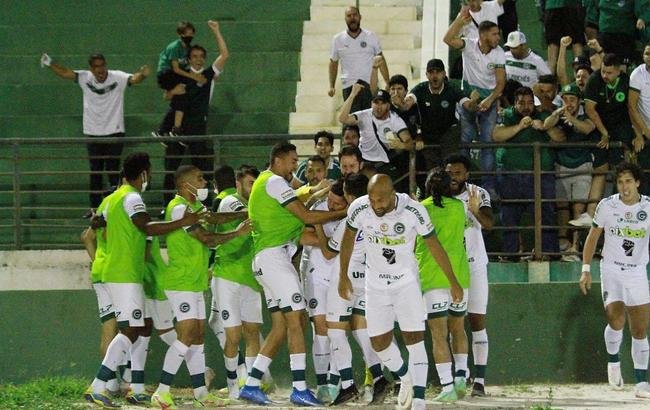 14 - Gois - 685 pontos em 514 jogos