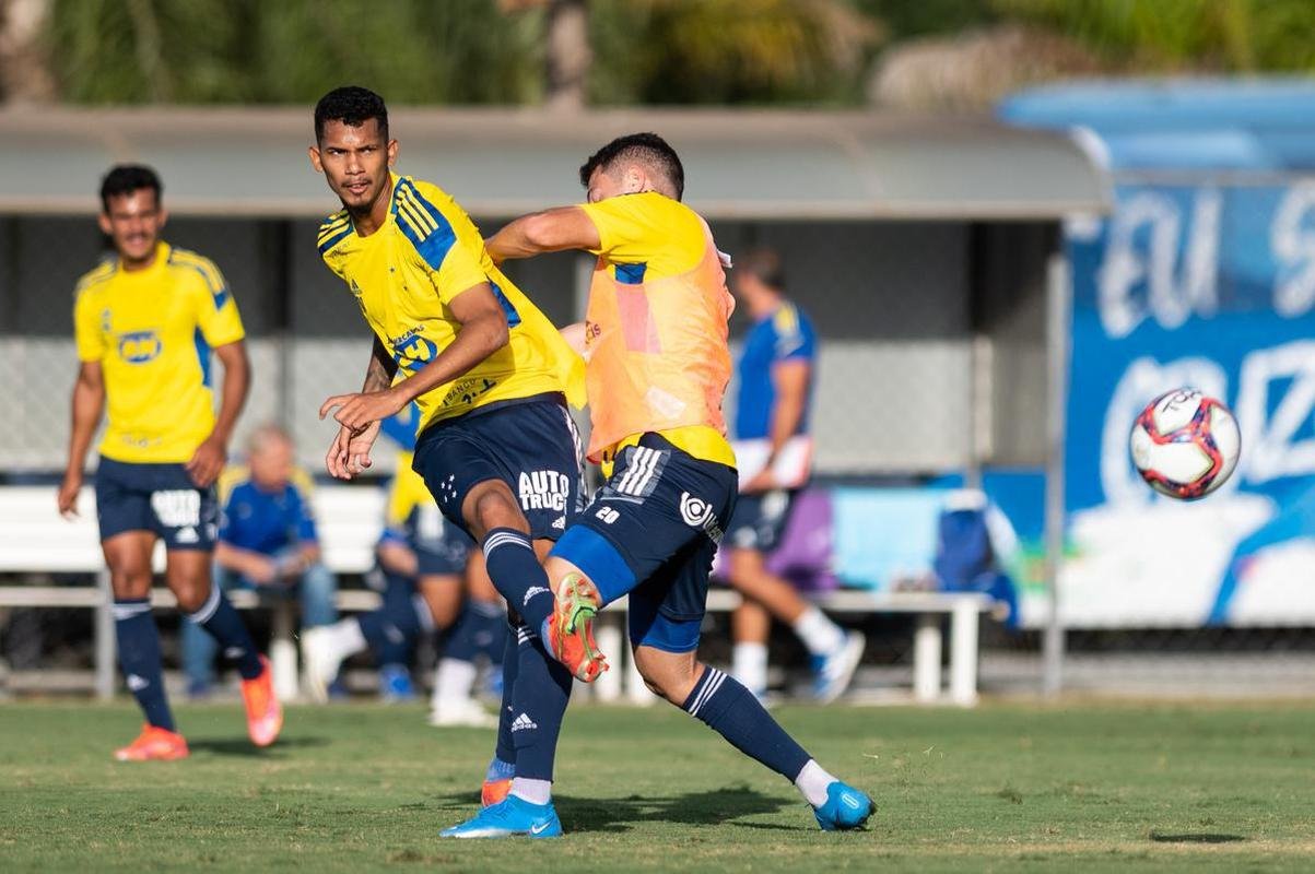 Fotos do treino do Cruzeiro desta segunda-feira (9/8)