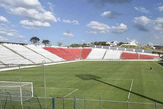 Arena do Jacar, em Sete Lagoas, pode ser palco de jogos do Cruzeiro na Srie B